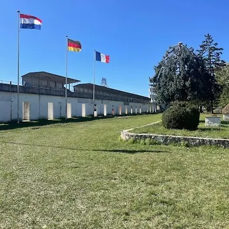 Au Coeur Des Vignes דירה Vrigny (Marne)